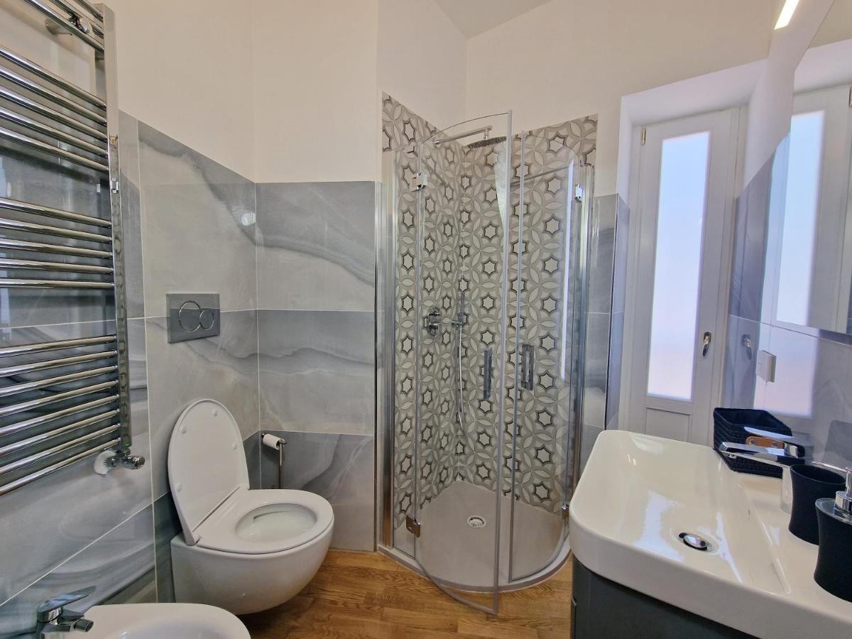 Apartamento Savarese Luxury Palace Vico Equense Exterior foto