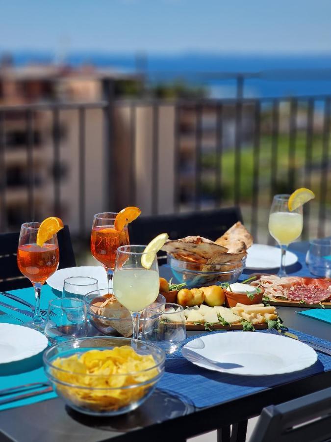 Apartamento Savarese Luxury Palace Vico Equense Exterior foto
