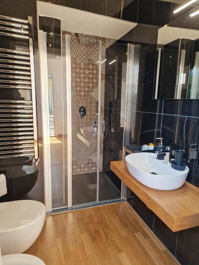Apartamento Savarese Luxury Palace Vico Equense Exterior foto